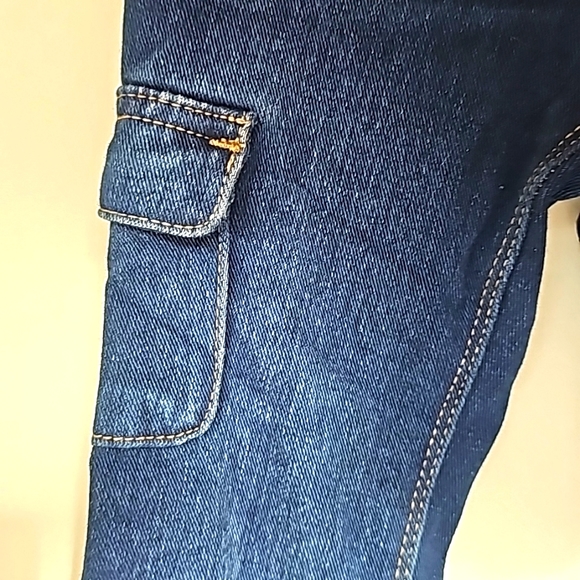 OLD NAVY | Flowy Long-sleeve Floral Top & Ballerina 24/7 Skinny Utility Jeggings - Picture 11 of 11